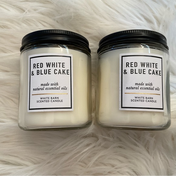 Bath & Body Works Red White & Blue Cake Candles - New x2 - Picture 3 of 7